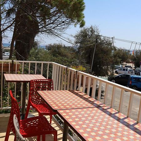 Appart Hyeres-Presqu'Ile De Giens-La Capte Экстерьер фото